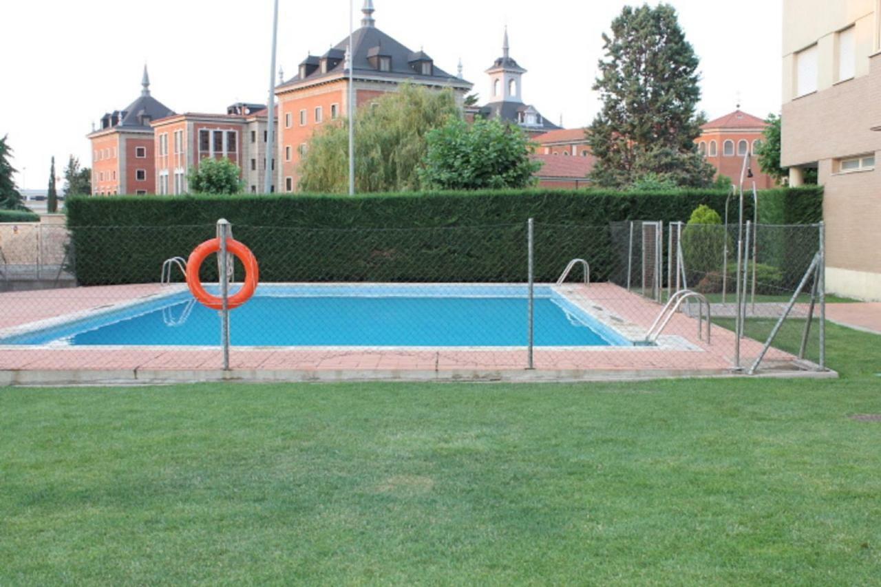 Alameda Del Tormes Lägenhet Santa Marta de Tormes Exteriör bild